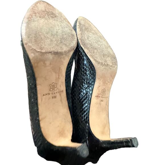 Ann Taylor women's black patent‎ leather snake print heel size 8 - Picture 6 of 7